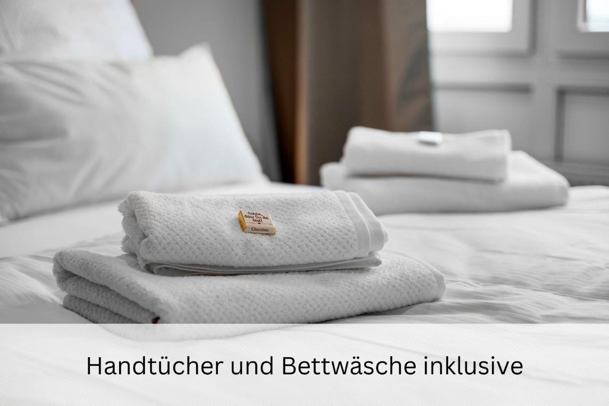 Appartamento Urban Jungle Industrial Parkplatz Balkon Business Dreieich Esterno foto